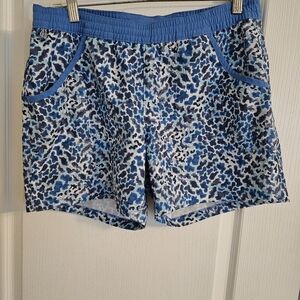 Womens Medium Columbia Athletic shorts